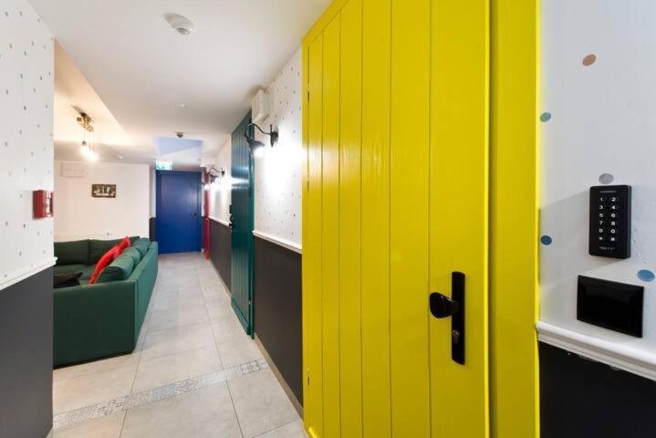 Waterlane Island Hostel&Apartments Gdańsk Eksteriør billede
